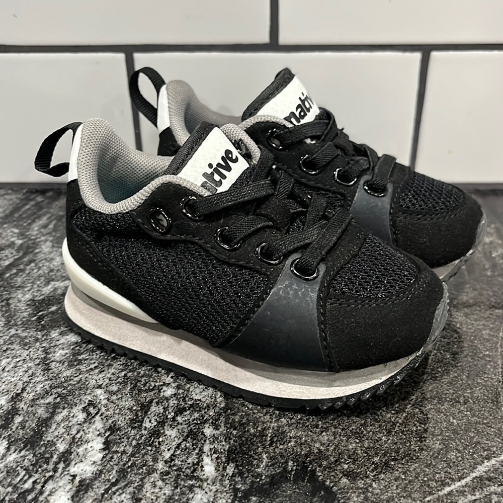 NATIVE, DARTMOUTH IN JIFFY BLACK/SHELL WHITE/JIFFY RUBBER